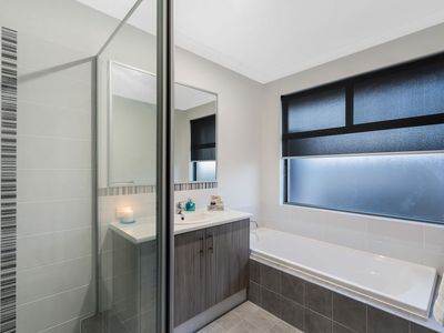 4 Carbon Street, Yanchep