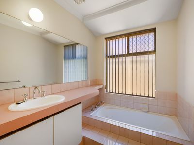 21 Mapstone Gardens, Murdoch