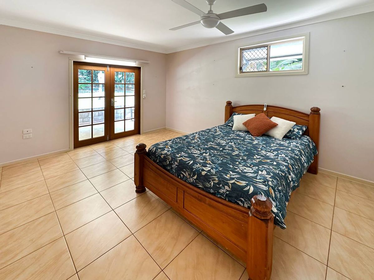 164 Carrington Road, Atherton