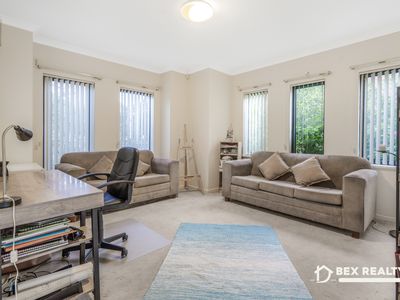 260 Lakeside Drive, Joondalup