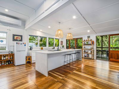 10 Jubilee Avenue, Mullumbimby