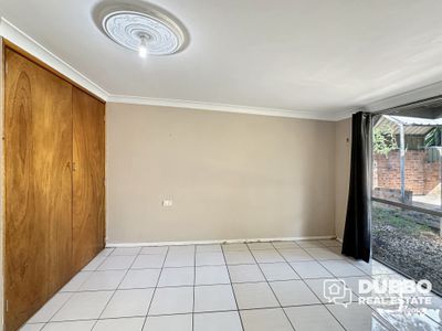37 Stonehaven Avenue, Dubbo