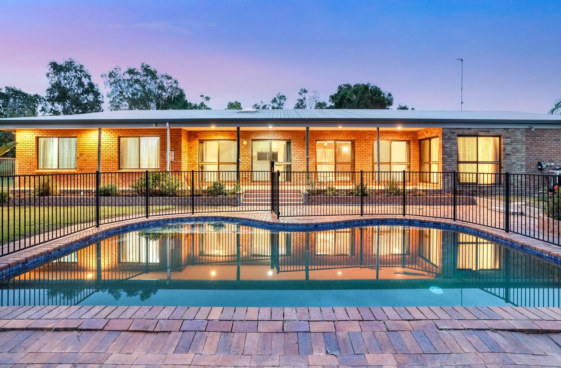 40 Oberon Way, Oxenford Smart Real Estate