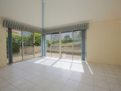 81 Glanton Way, Dianella