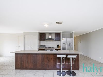 10 Supanova Lane, Australind