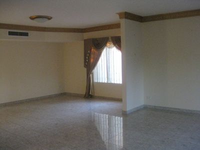 820A Fifteenth Avenue, Rossmore