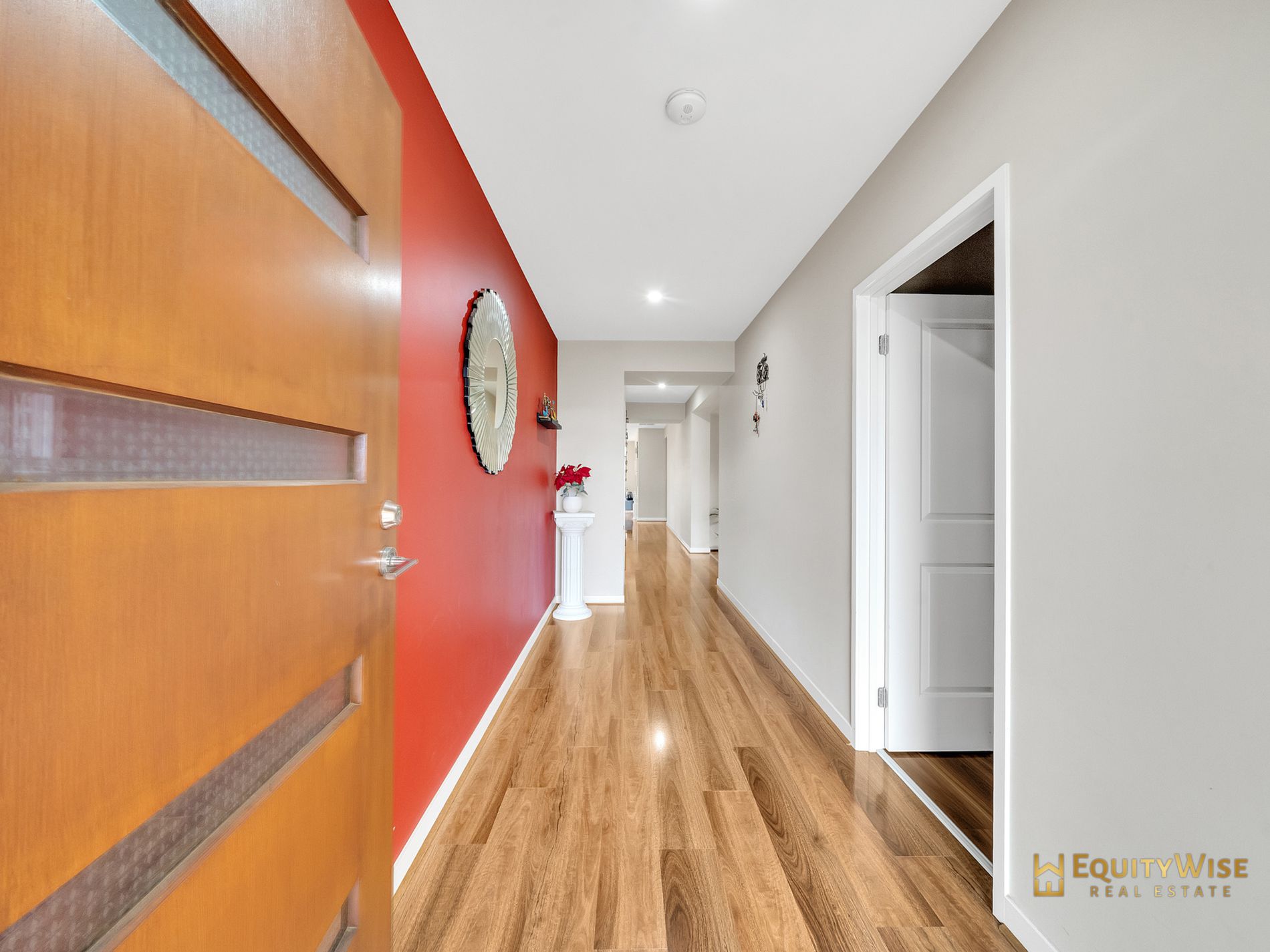 4 Uralla Street, Manor Lakes