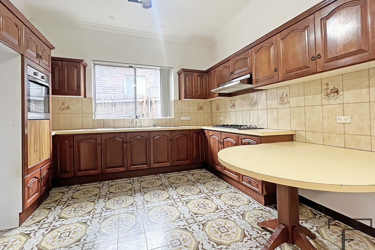 340 Lyons Road, Russell Lea