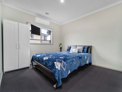 10 Mercantour Boulevard, Tarneit