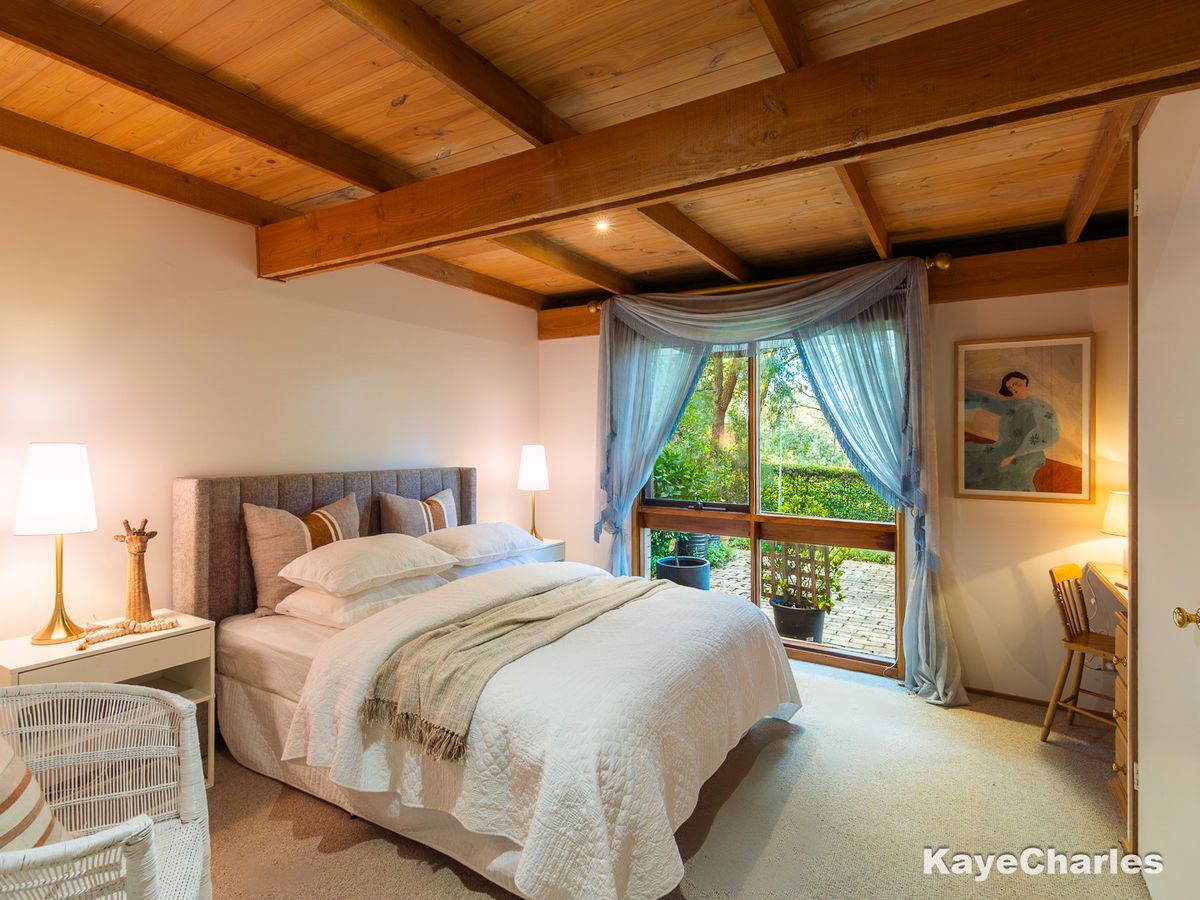 32 Burton Road, Beaconsfield Upper