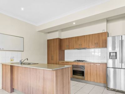 11 Hickory Drive, Narre Warren South