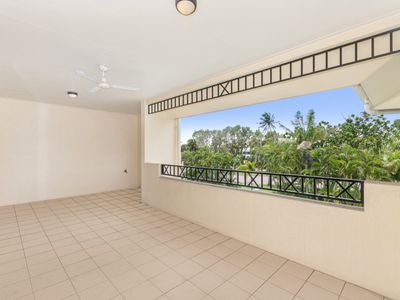 UNIT 27/18-30 SIR LESLIE THIESS DRIVE,, Townsville City