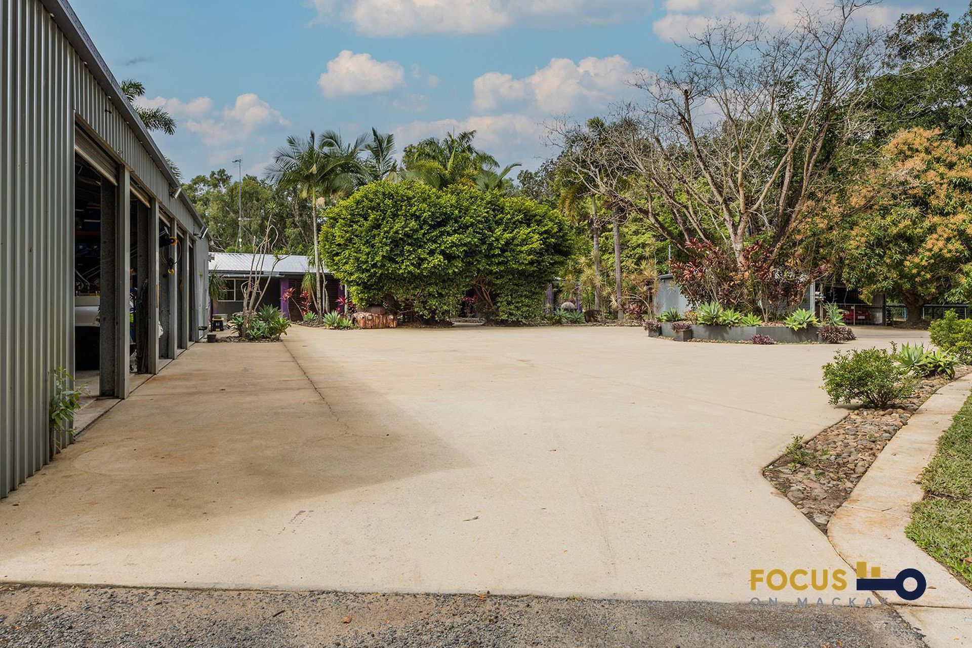 220 Miran Khan Dve, Armstrong Beach