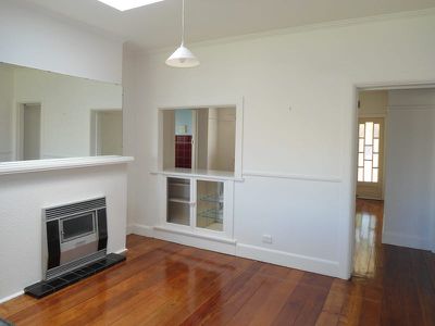 29 Girton Crescent, Manifold Heights