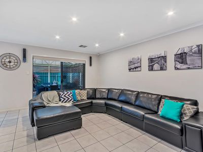 2 Theile Court, Walkley Heights