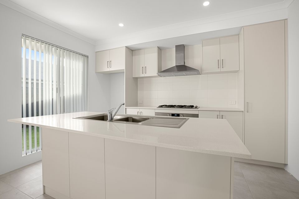 4 Lustre Rd, Baldivis