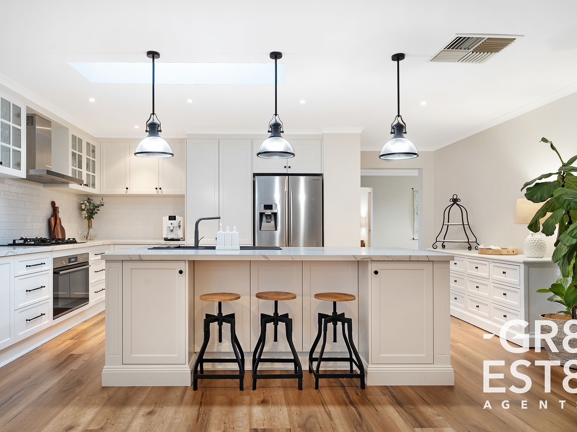 10 REDLEAF CLOSE, Hampton Park