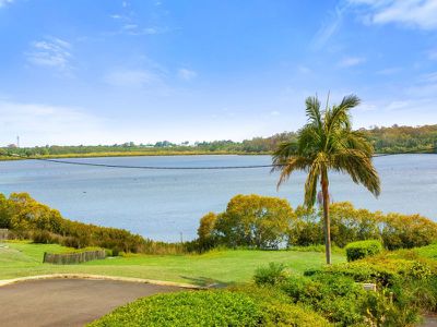 3 / 2 Sidoni Street, Tewantin