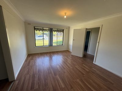 22 Weston Street, Parkes