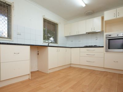 5 Pettit Place, South Hedland