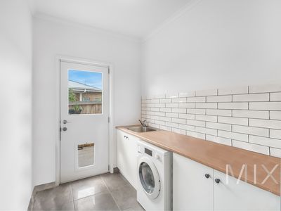11 Dowding Crescent, New Town