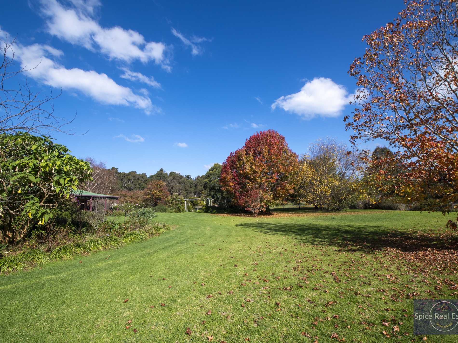 124 Sheoak Drive, Hay