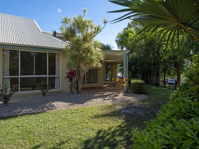 2 Hakea Court, Tewantin