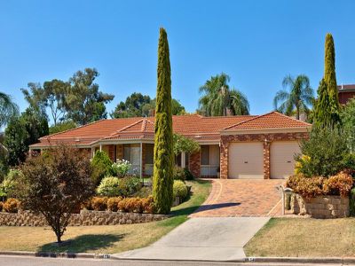 54 Southernview Drive, West Albury