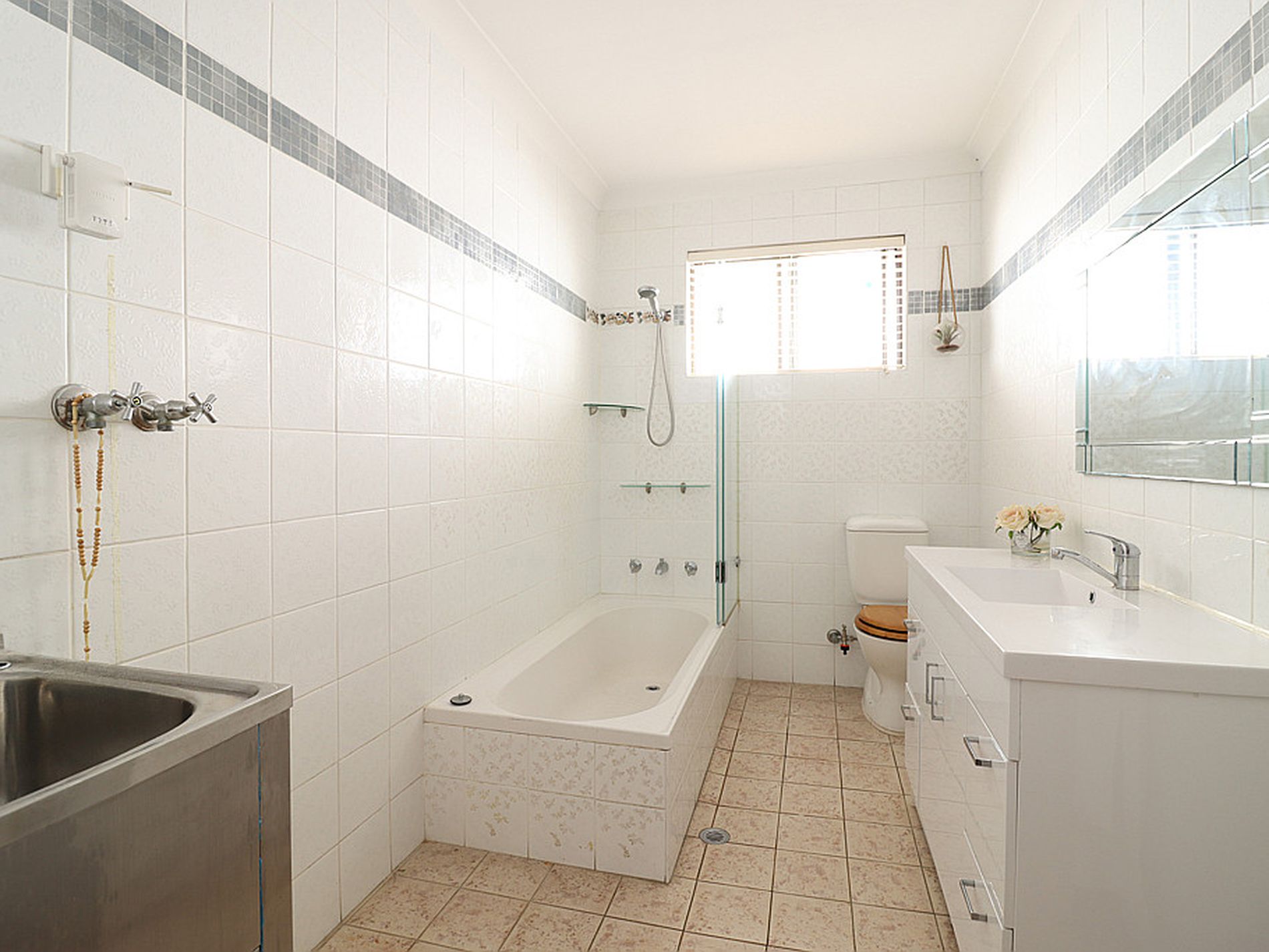 1 / 1427 Botany Road, Botany