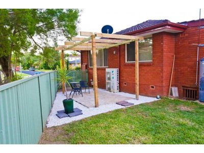 98 Wendy Crescent, Georges Hall