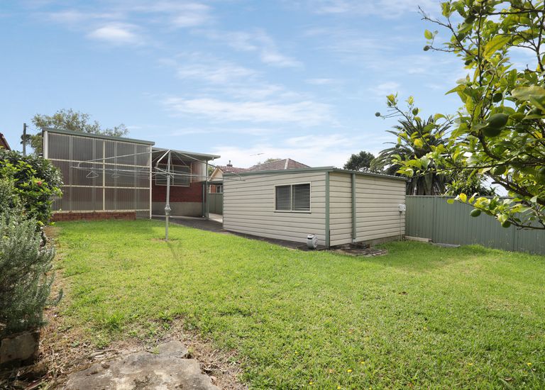 33 Vicliffe Street, Campsie
