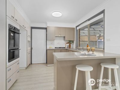 7 Continua Court, Wattle Grove