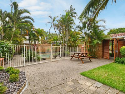 2 / 86 Parkyn Parade, Mooloolaba