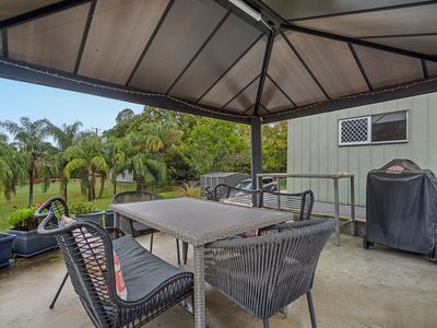 207 Blackstone Road, Silkstone