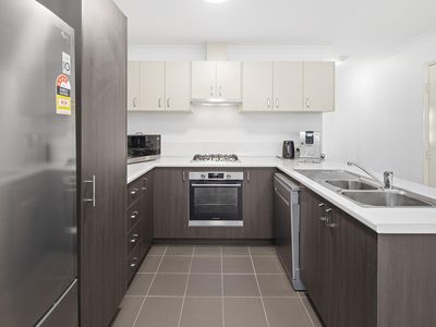 9 Kupu Gate, Success