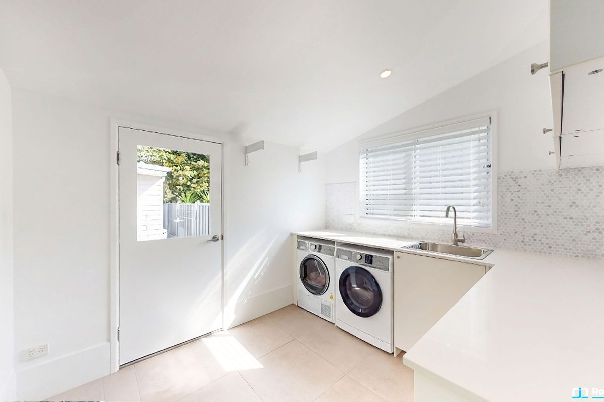 16 Maple Avenue, Tewantin