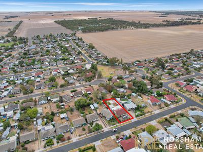 17 Hutchesson Street, Horsham