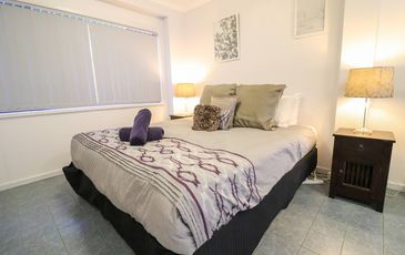 24 Ginganup, Summerland Point