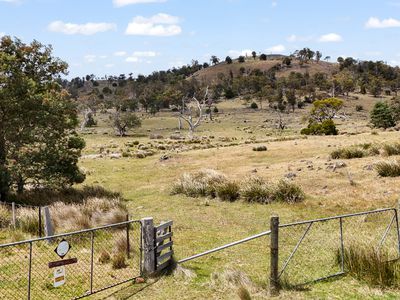 "Kheme Hill" Eastwood Road, York Plains