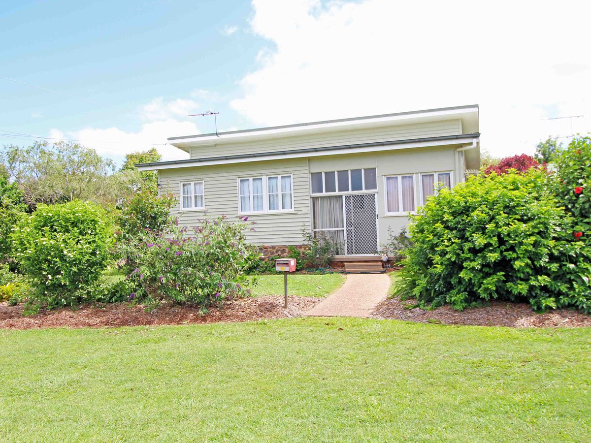 27 LODER STREET, Atherton