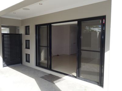 10A May Drive, Nollamara