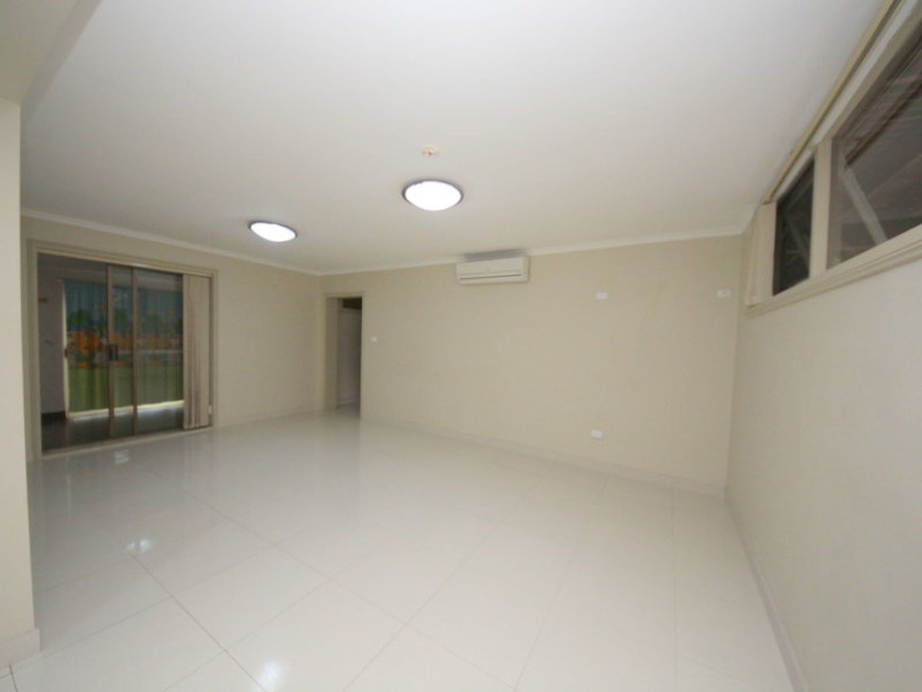 52 Wren Steet, Condell Park