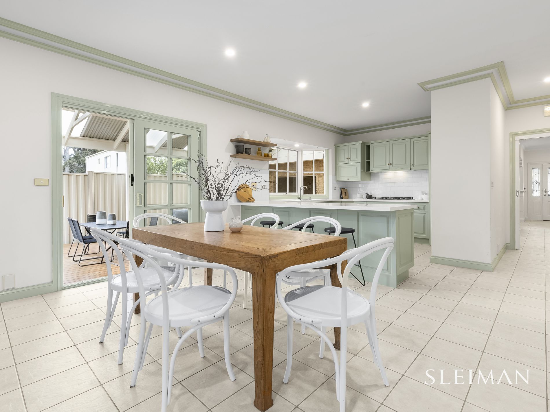 17 Whitmore Place, Hillside