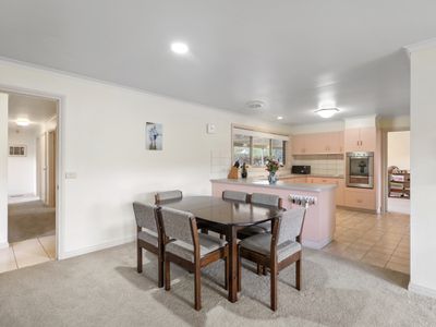 18 Dunvegan Court, Warrnambool