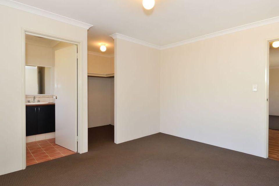 15 Edgecumbe Terrace , Baldivis