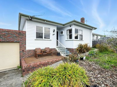 59 Hilton Road, Claremont