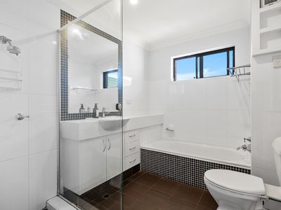 12 / 50-52 Keira Street, Wollongong