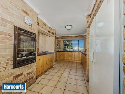 121 Lagoon Drive, Yanchep