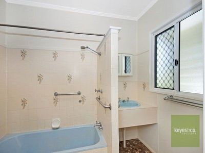 51 Begg Street, Gulliver