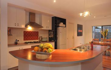42 O'Neil Road, Beaconsfield